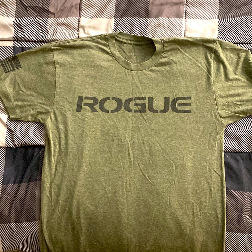 Mens medium ROGUE AMERICAN MADE shirt